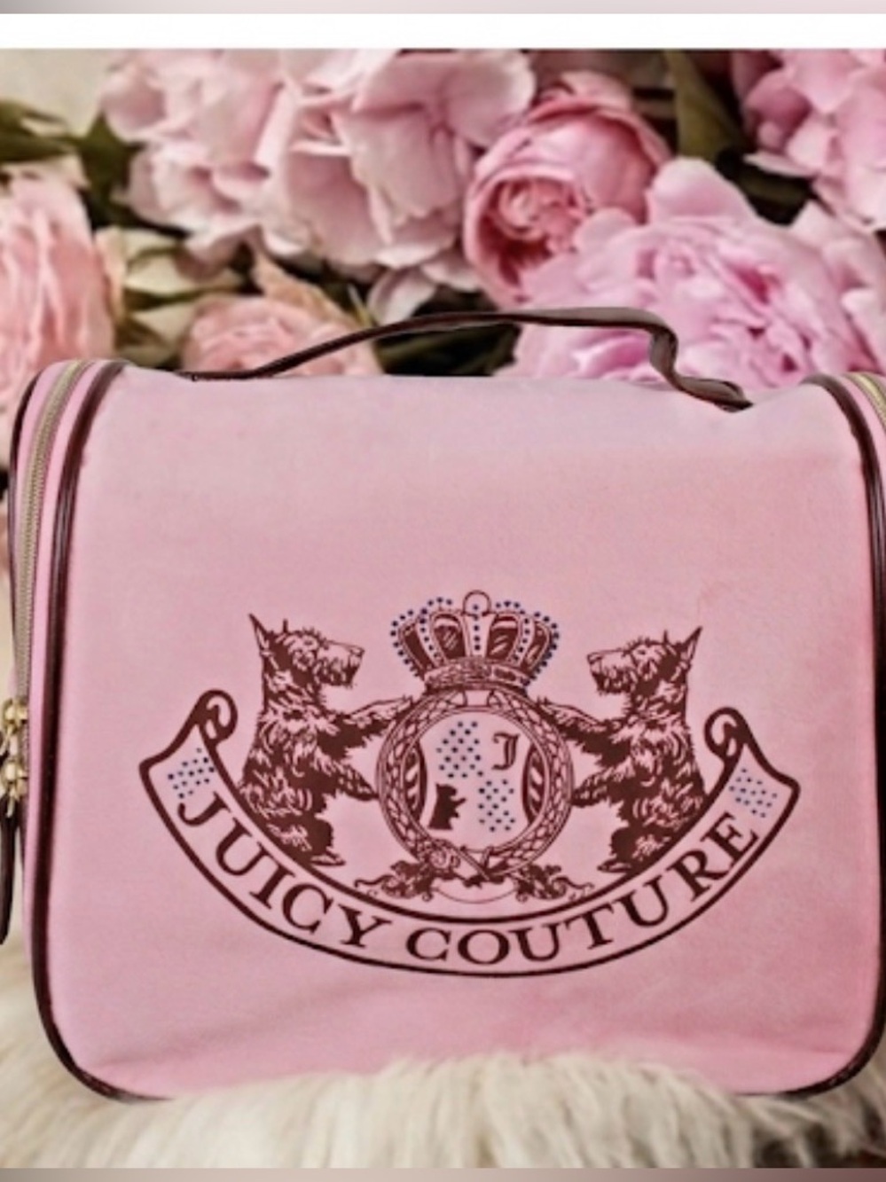 Juicy Couture Light Pink Cosmetic Case with One Travel Bottle